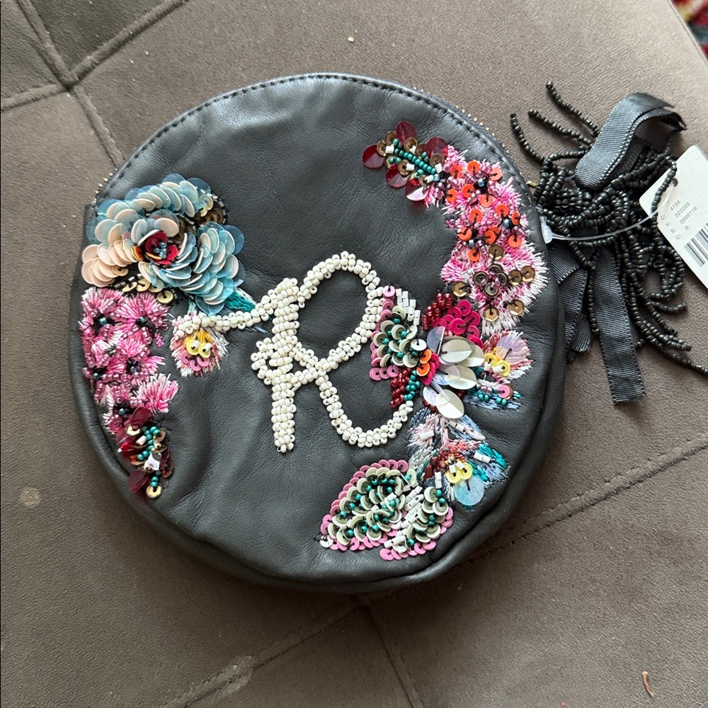 NWT Anthropologie Floral Embroidered Pouch - Initial R - Picture 2 of 6